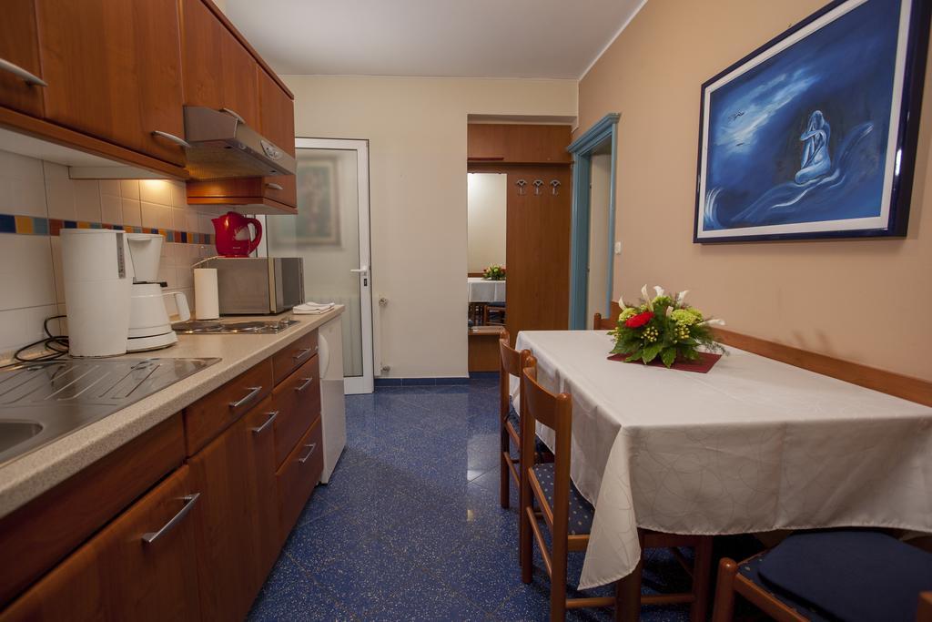 Apartments Villa Ban Rovinj Room photo