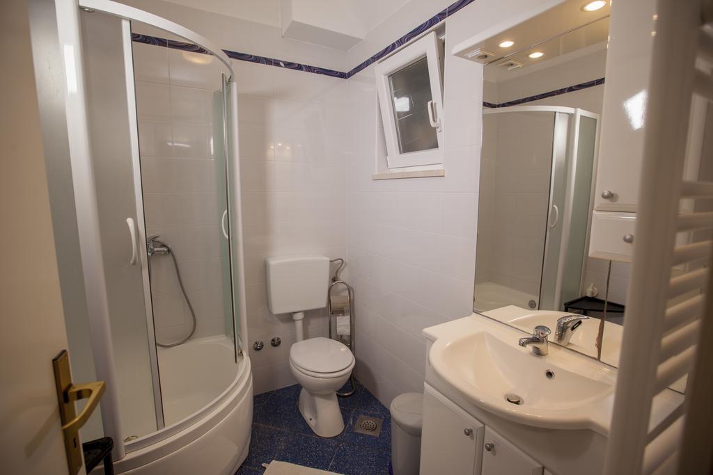 Apartments Villa Ban Rovinj Room photo